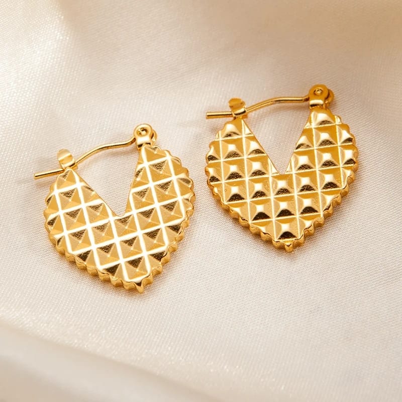 Stainless steel earrings Heart shape Anti tarnish and Anti Allergic 18 k gold plating