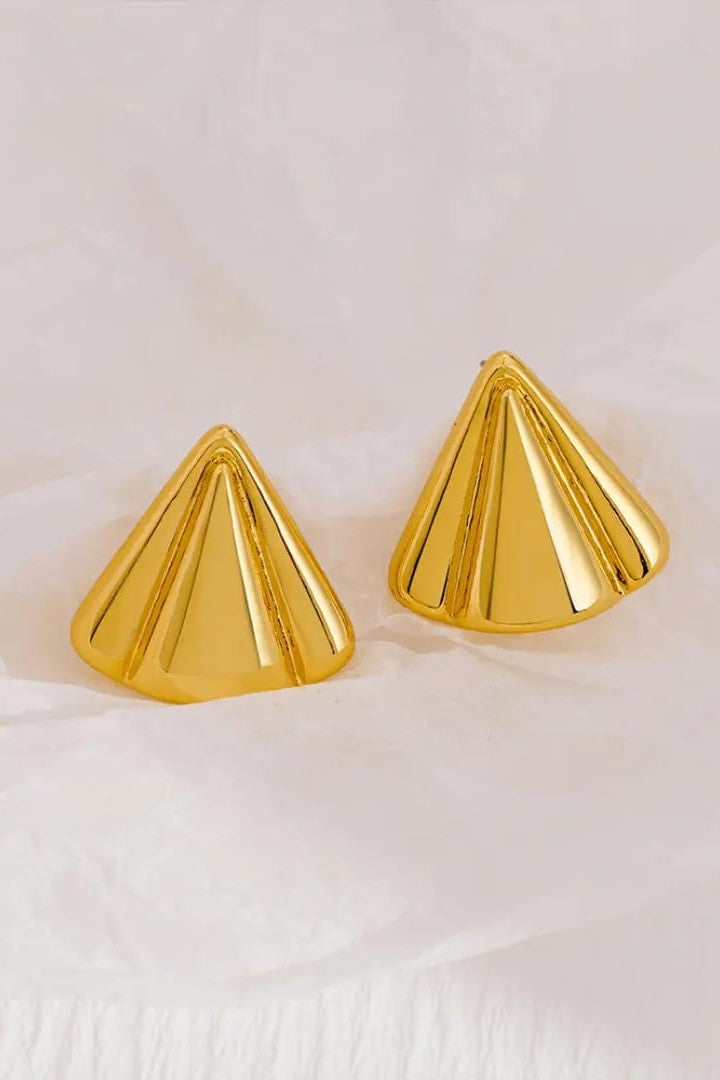 Stainless steel material earrings Anti tarnish and Anti Allergic 18 k gold plated steel Superior Quality