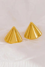 Stainless steel material earrings Anti tarnish and Anti Allergic 18 k gold plated steel Superior Quality