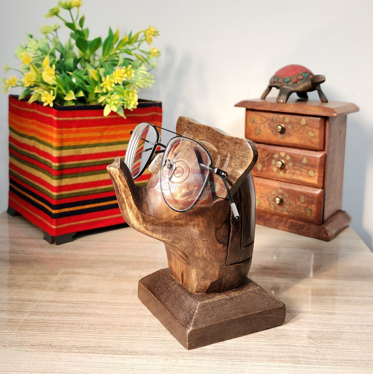 Elephant Lovers Gifts Wooden Spectacle Holder Table Organiser Stand for Men & Women