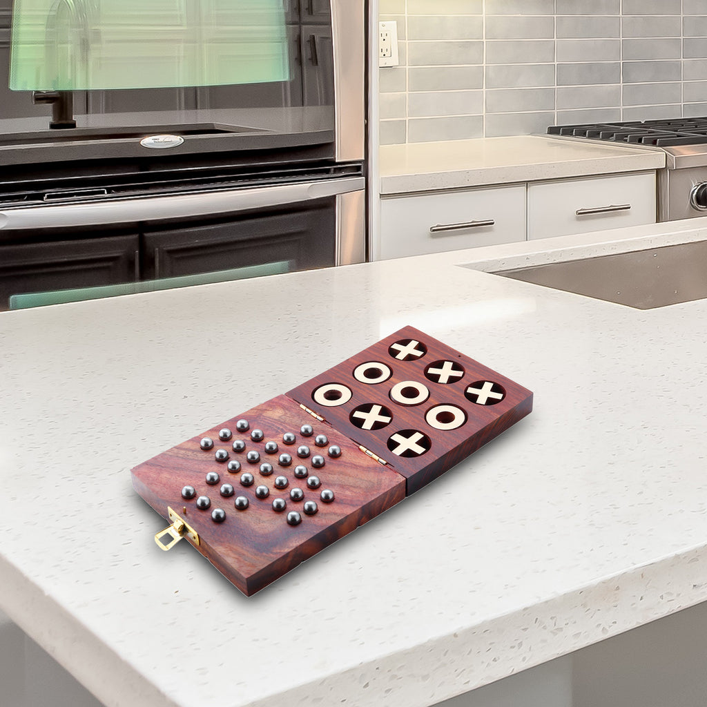 Wooden Tic Tac Toe and Solitaire Board Game Noughts and Crosses Tic Tac Toe Solitaire 2-in-1 Travel Board Game