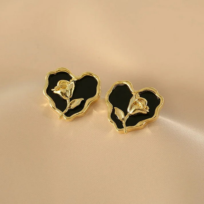 Anti tarnish Earrings Heart and Flower Combination