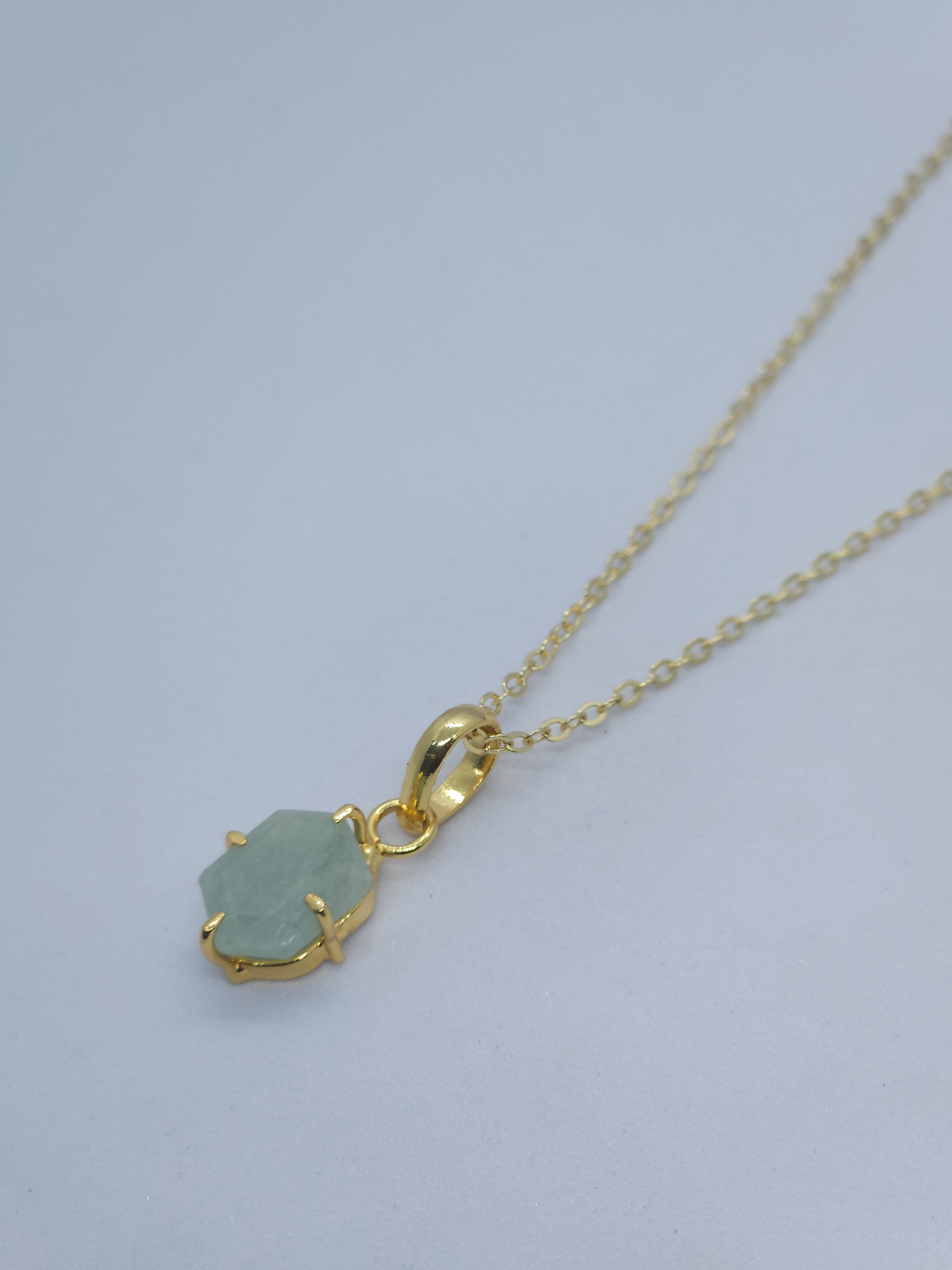 Hexagonal Prong Shape Pendant