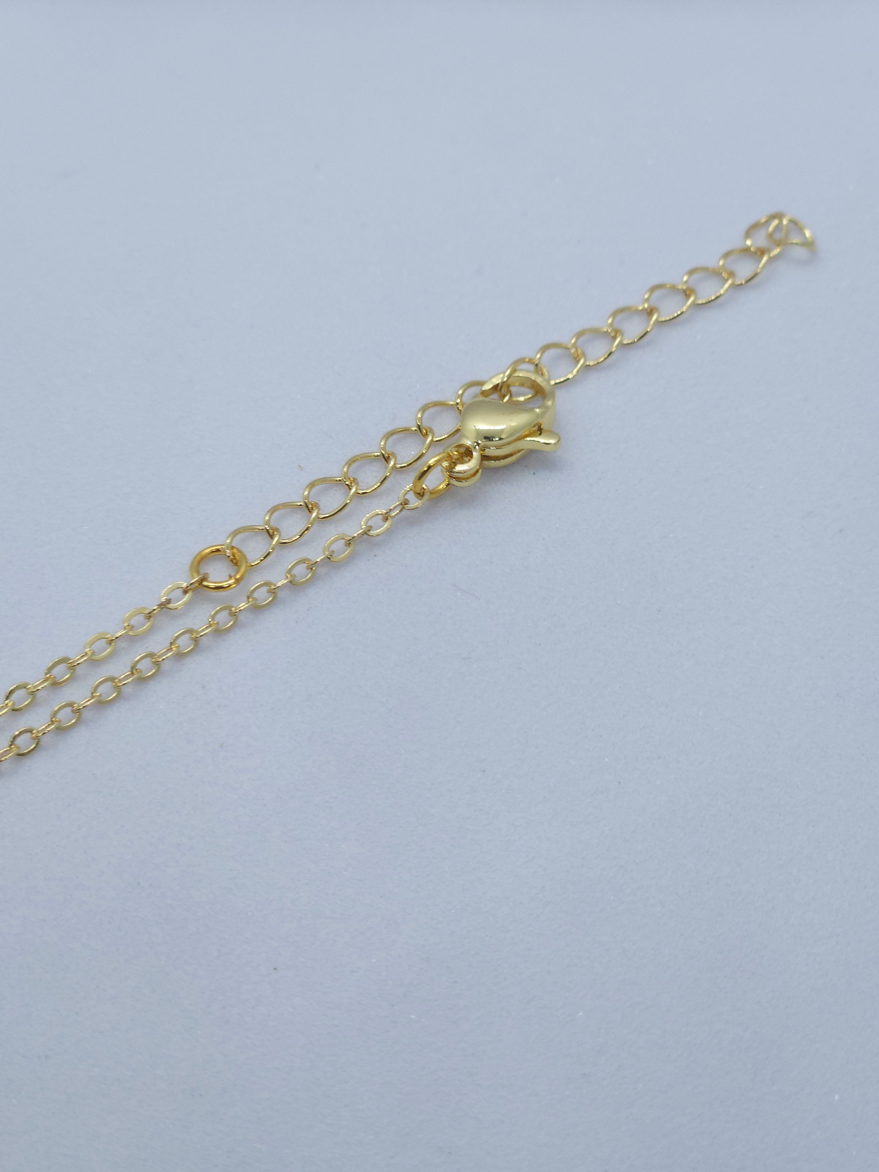 Hexagonal Prong Shape Pendant