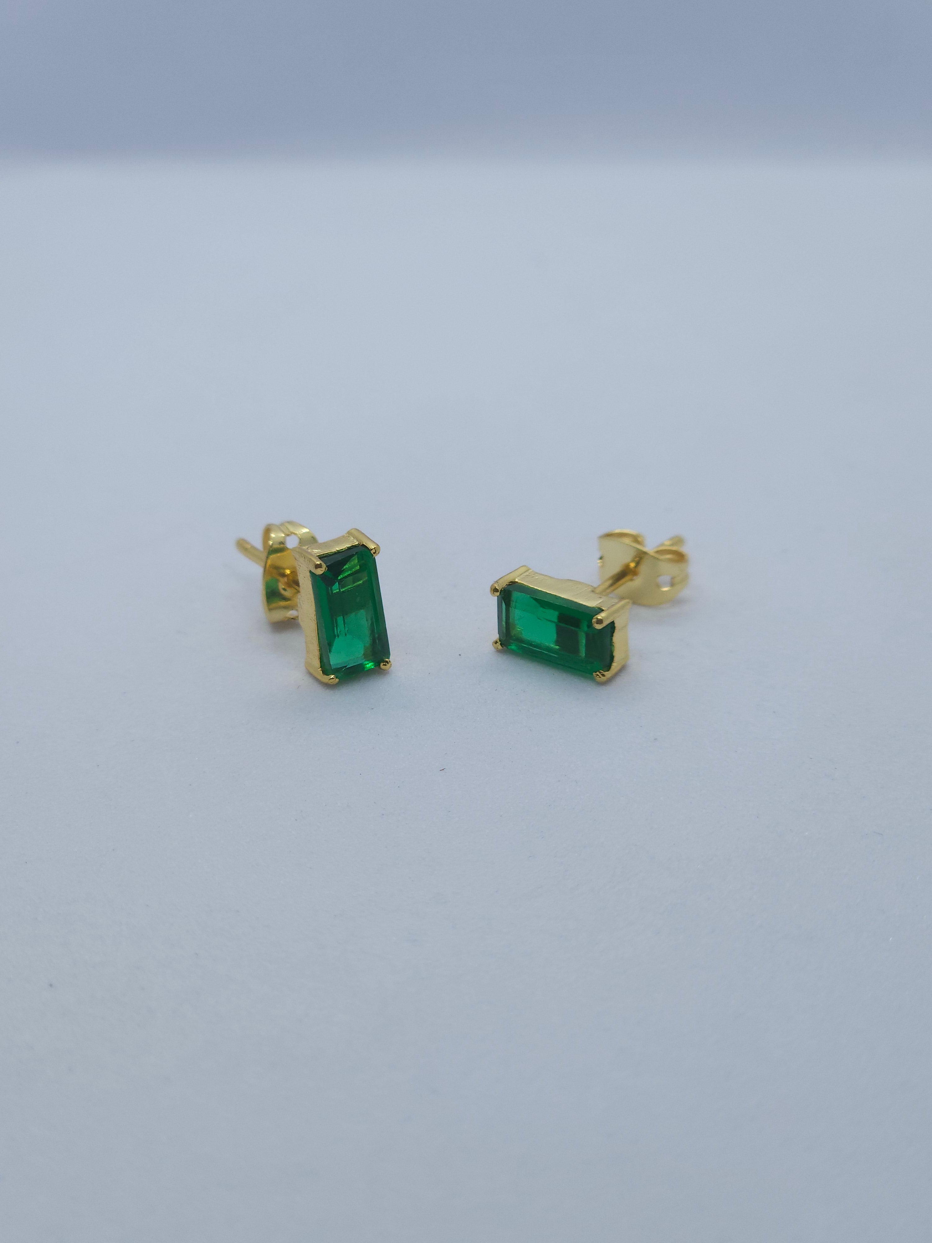 Birthstone Baguette Prong Set Earring Stud