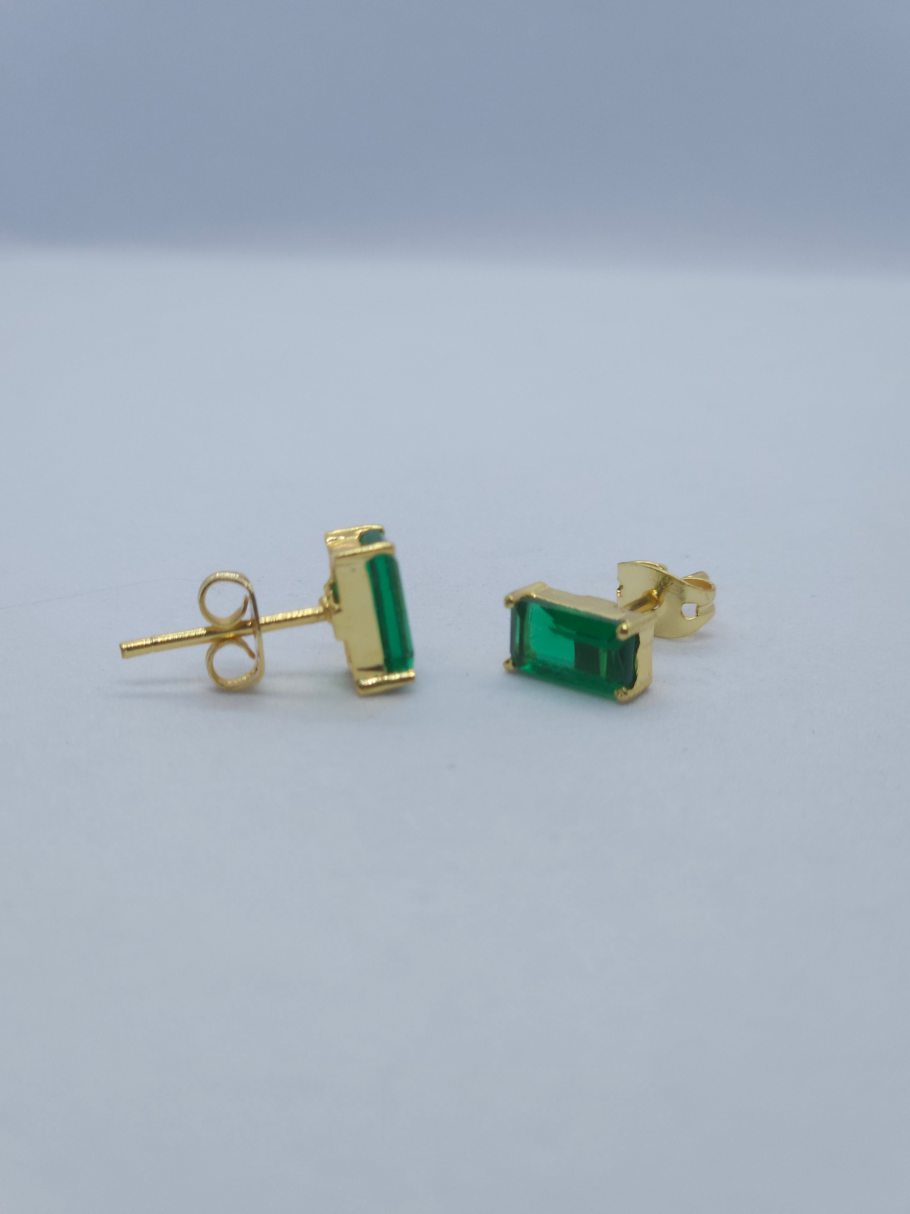 Birthstone Baguette Prong Set Earring Stud