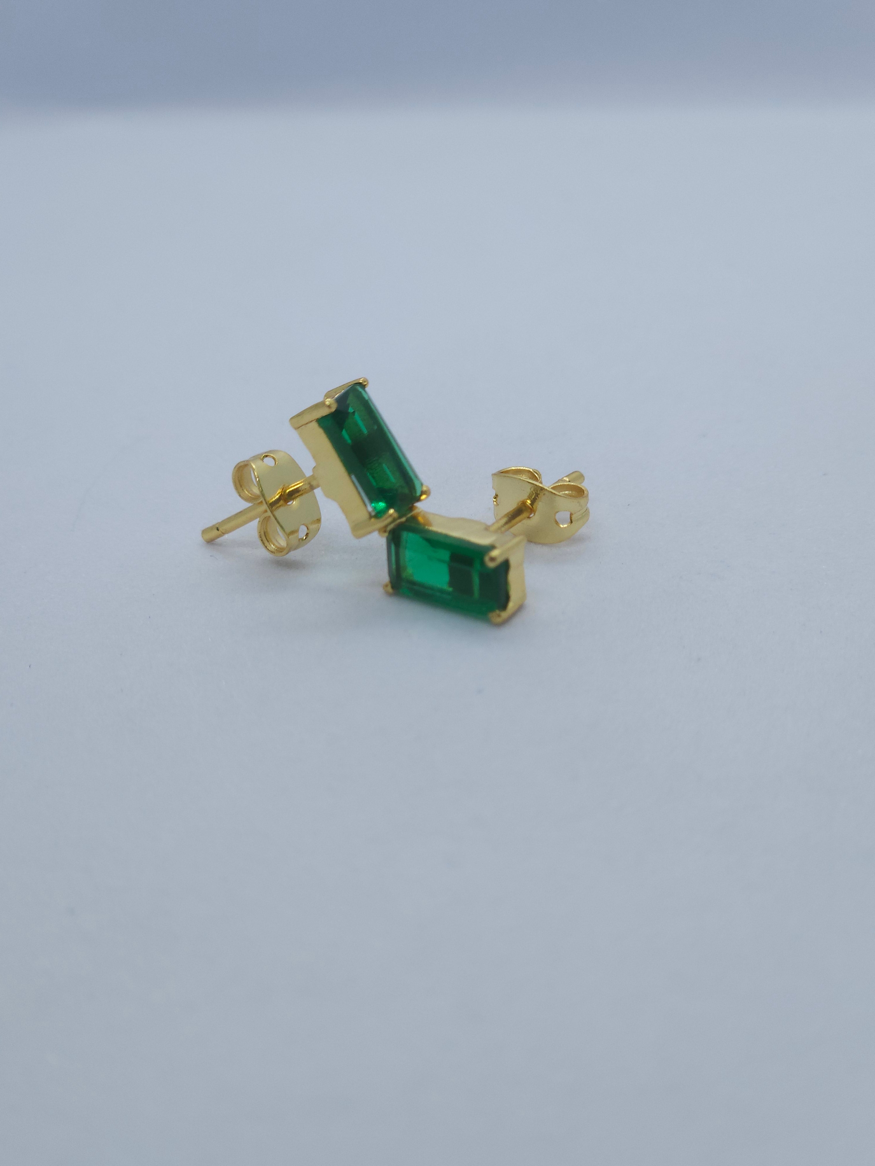 Birthstone Baguette Prong Set Earring Stud