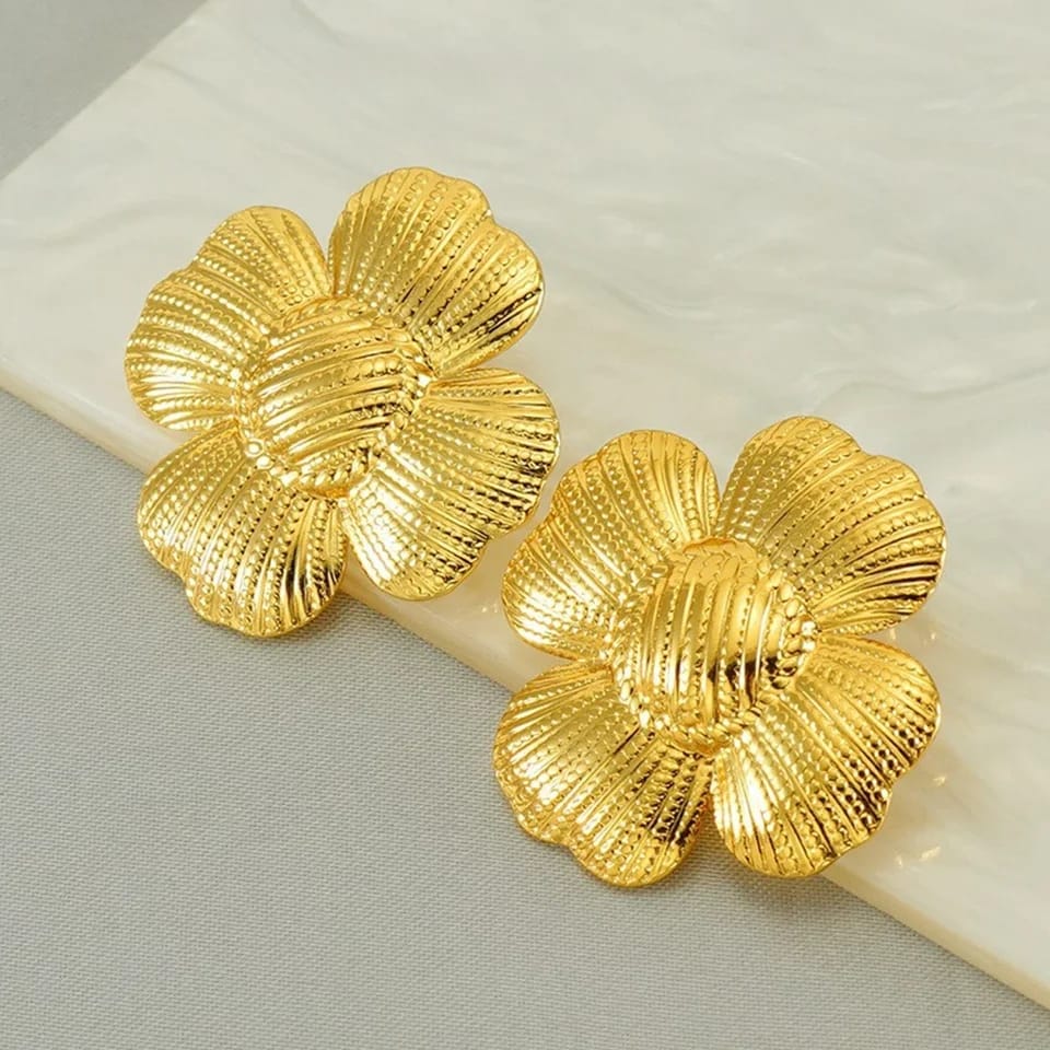 Stainless steel Flower Earrings for women Colour:- Gold 18 k gold plated Anti tarnish and Anti Allergic