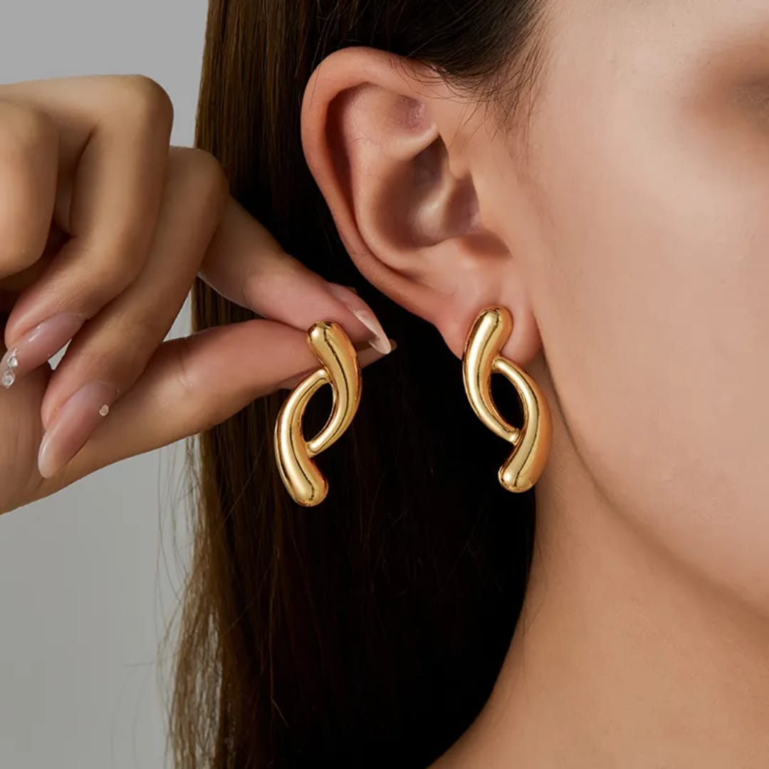 Stainless Steel ear studs 18 k gold plated Anti tarnish and Anti Allergic Superior Quality