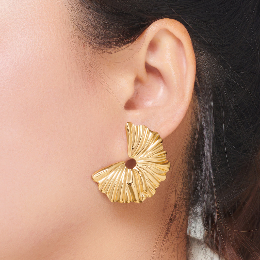 Stainless steel Earrings for women Colour:- GoldAnti tarnish and Anti allergic 18 k gold plating Superior quality jewellery