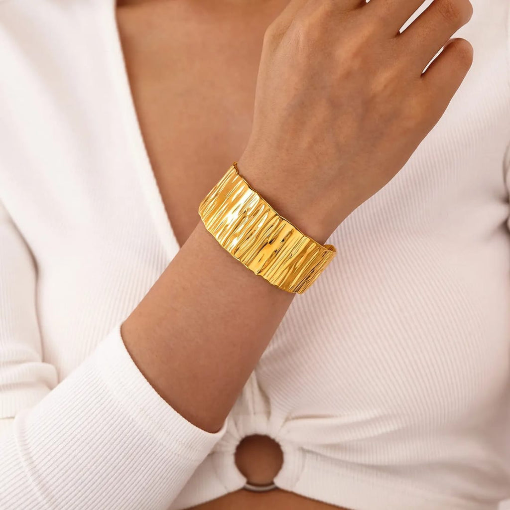 Stainless steel Bracelet for women Anti tarnish and Anti Allergic Unique designs and superior Quality Pack of 1 piece only