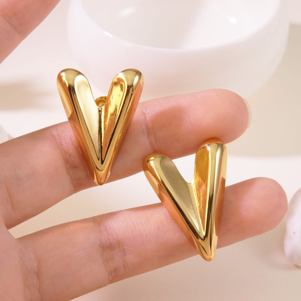 Stainless steel Earrings Hear shaped Anti Tarnish and Anti Allergic 18 k gold plating