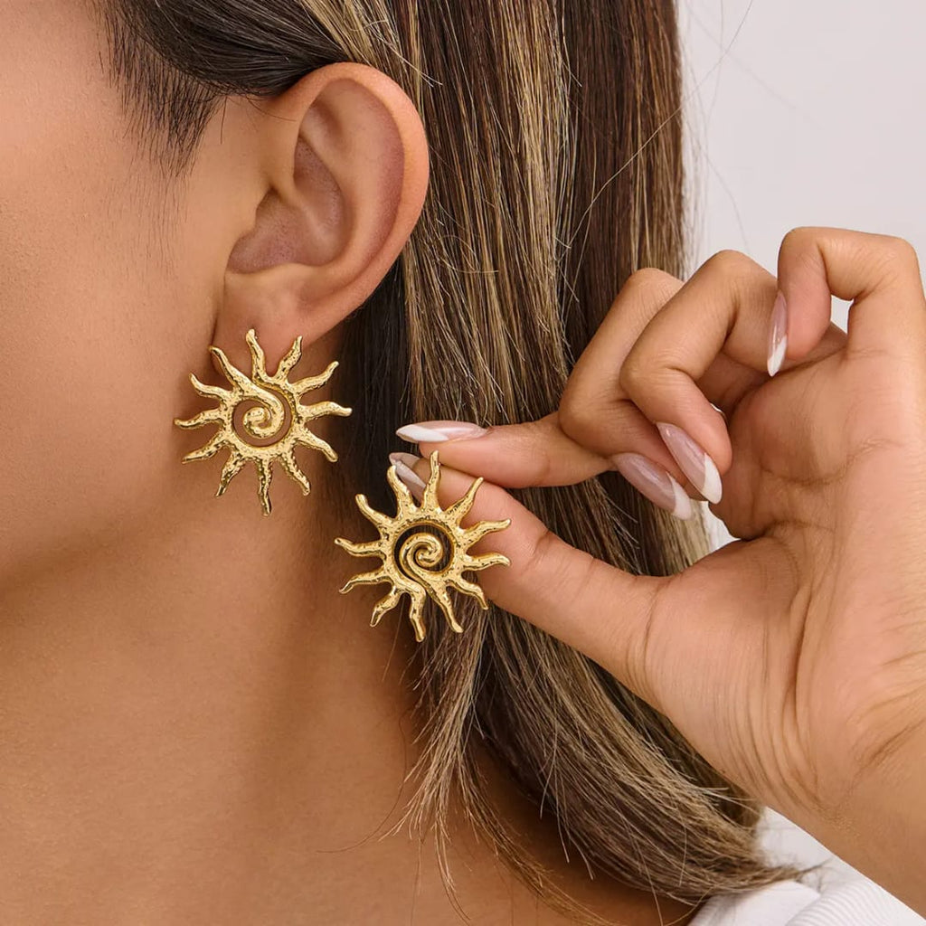 Stainless steel Earrings, sun shape Anti tarnish and Anti allergic 18 k gold plated Superior Quality