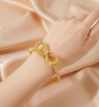 Pack of 2 wedding/party style bracelets