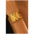 Stainless steel bracelet for women Hot selling designsAnti Tarnish and Anti allergic material 18 k gold plated with titanium material