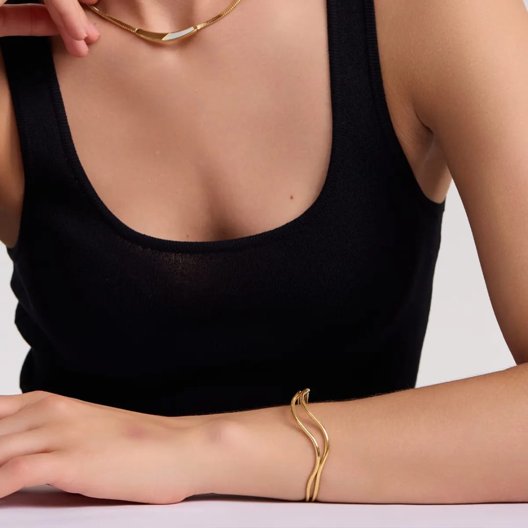 Stainless steel bracelet for women Irregular shape hot selling Anti Tarnish and Anti allergic material 18 k gold plated with titanium material