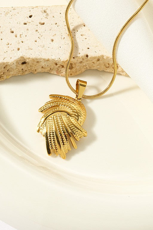 Anti tarnished, statement Necklace for women18 k gold plated Colour:- Gold Anti allergic and Superior Quality