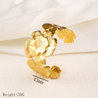 Flower shaped Stainless steel bracelet Anti tarnished and Anti Allergic Superior Quality products