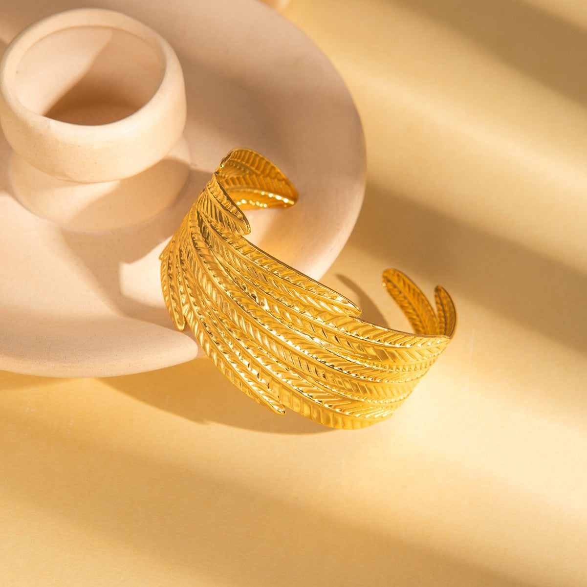 Anti Tarnish women bracelets Colour:- Gold Material:- SteelSuperior Quality products