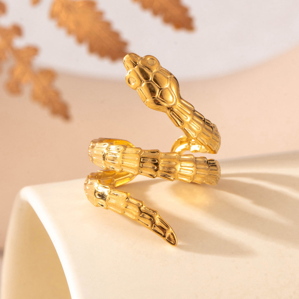 Snake finger ring for women