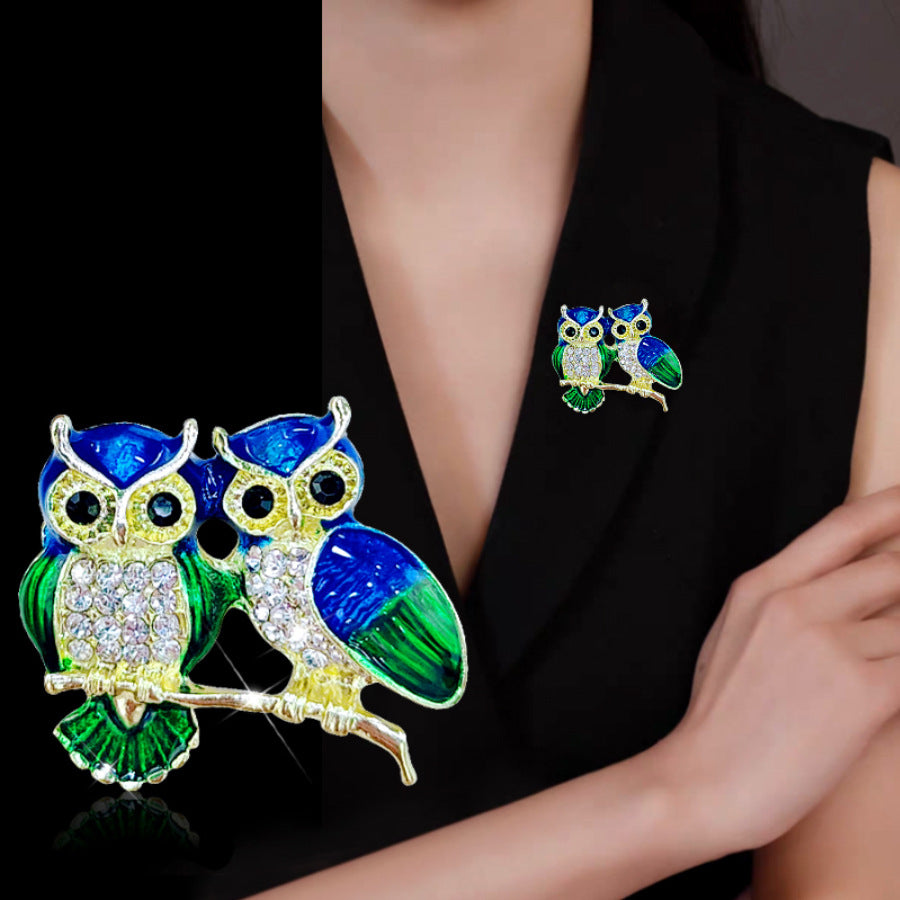 Owl shaped Brooch Unisex style Anti tarnish and Anti Allergic Superior Quality products