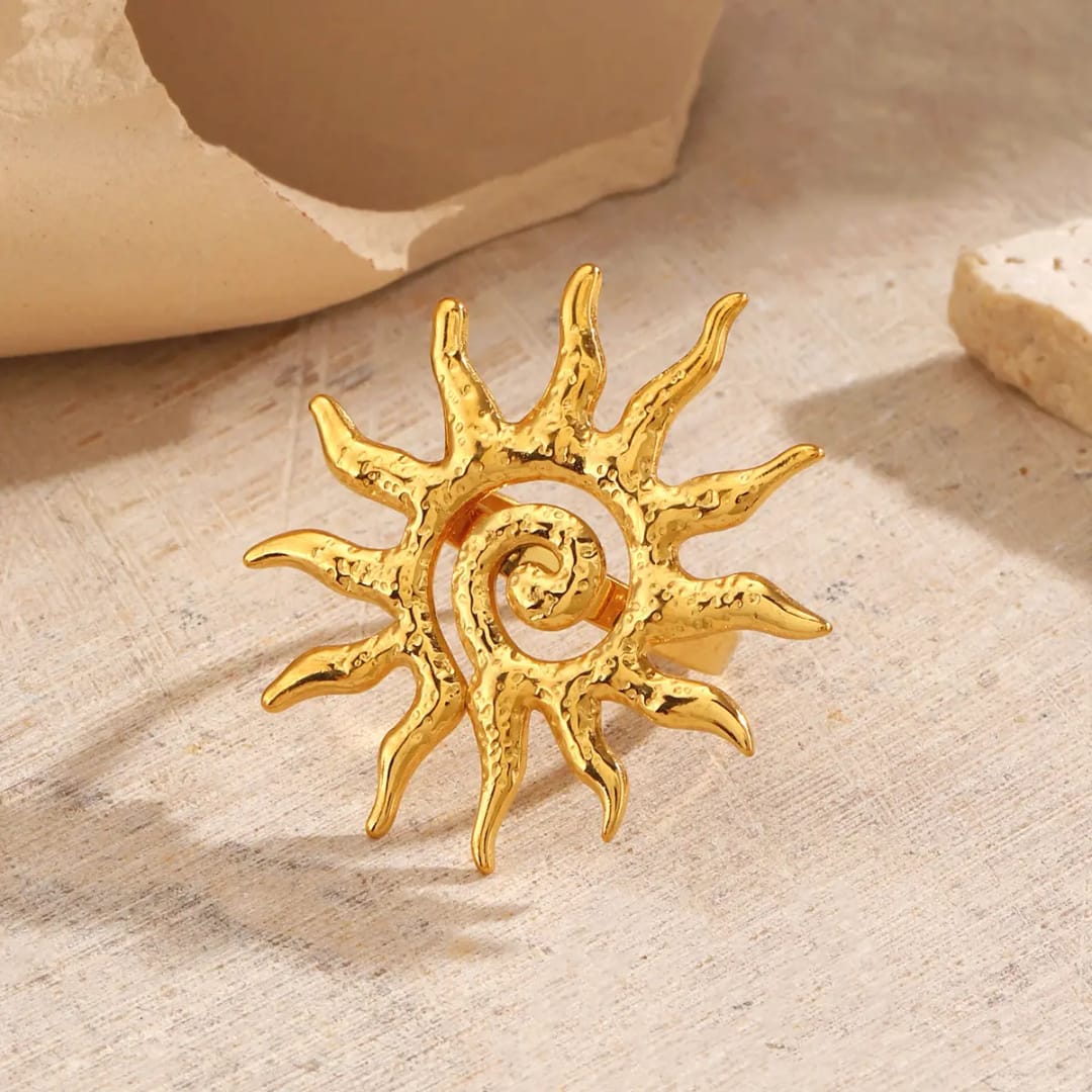 Stainless steel statement rings Sun shaped Material:- Stainless steel with 18 k gold plated Anti tarnish and Anti Allergic Superior Quality products