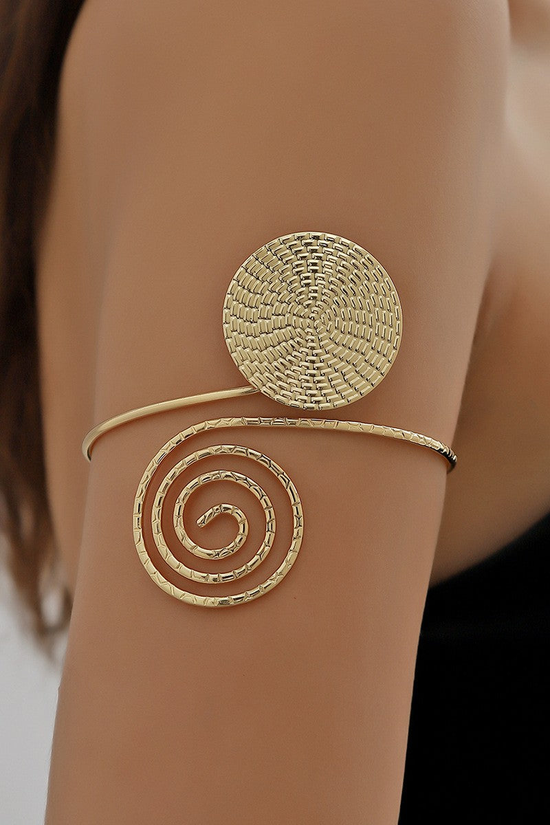 Armlets for Girls Fashionable and hot selling Material:- Alloy Copper Anti Tarnish and Anti Allergic