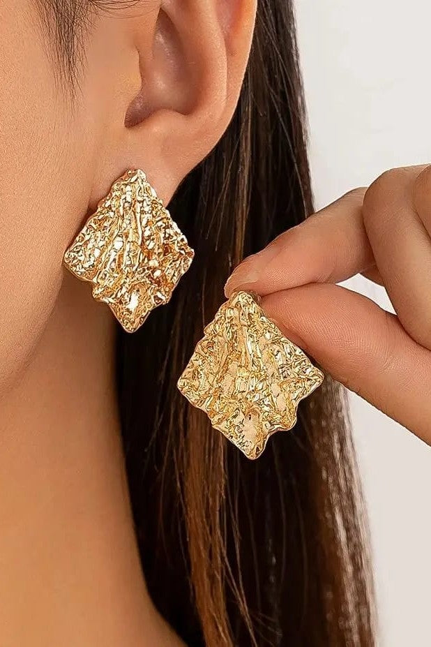 Stainless steel trendy earrings Anti tarnish and Anti Allergic 18 k gold plated Superior Quality products