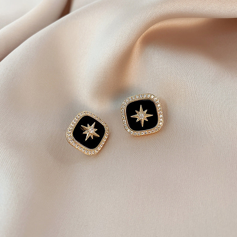 Women cute style studs Colour:- Gold + Black Material:- Alloy copper Anti Tarnish and Anti Allergic