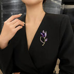 Flower  shaped Brooch Unisex style Material:- Alloy copper Anti tarnish and Anti Allergic Superior Quality products