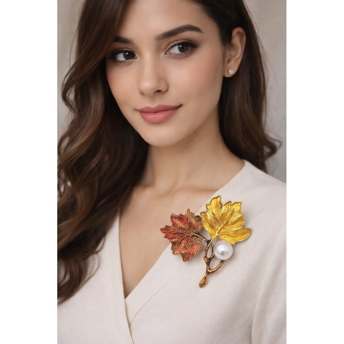 Hot selling Brooches Unisex style Material:- Alloy copper Anti tarnish and Anti Allergic