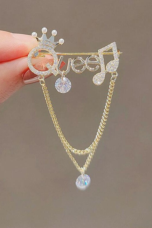 Queen Shaped Elegant brooch Material:- Alloy copper Anti Tarnish and Anti Allergic Superior Quality products