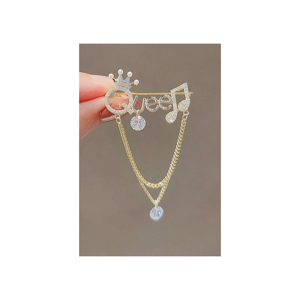 Queen Shaped Elegant brooch Material:- Alloy copper Anti Tarnish and Anti Allergic Superior Quality products