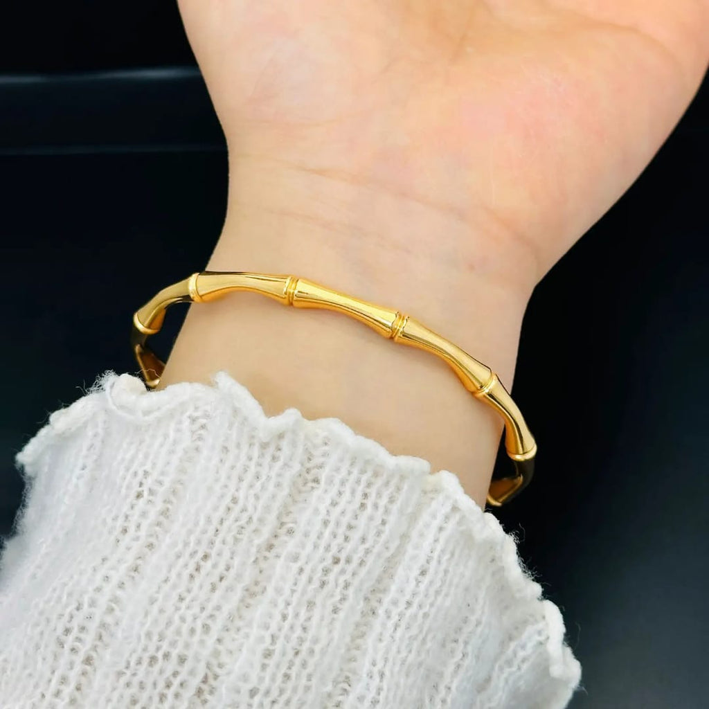 Stainless steel bamboo shaped bracelet Colour:- GoldAnti tarnished and Anti Allergic Superior Quality products