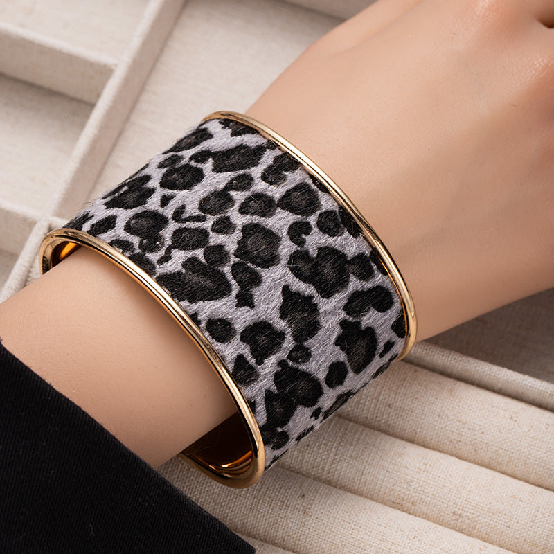 Leopard print bracelet for women