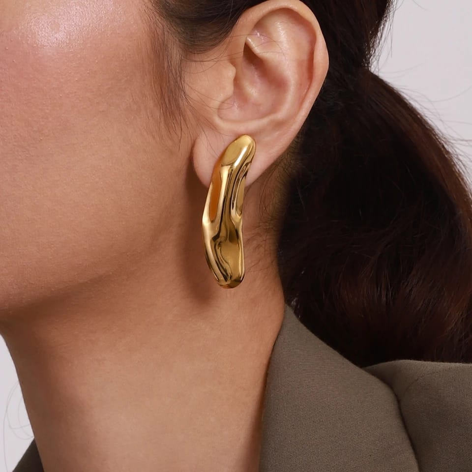 Stainless steel earrings for womenColor :- Gold18 k gold plated Anti tarnish and Anti Allergic Superior Quality jewellery