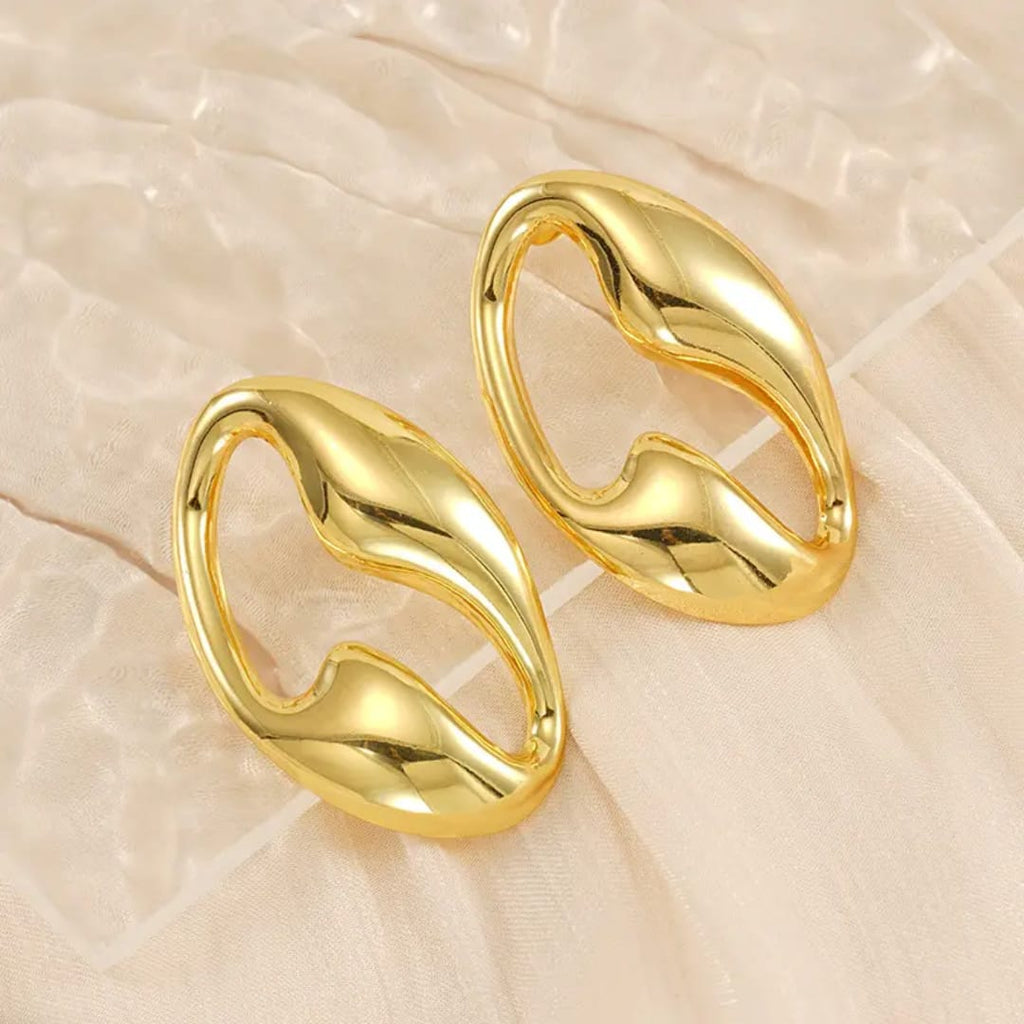 Stainless steel Earrings for women Anti tarnish and Anti Allergic Colour:- Gold 18 k gold plated with superior Quality