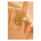 Statement finger rings for women Material:- Stainless steel Colour:- GoldAnti tarnish and Anti Allergic Superior Quality products
