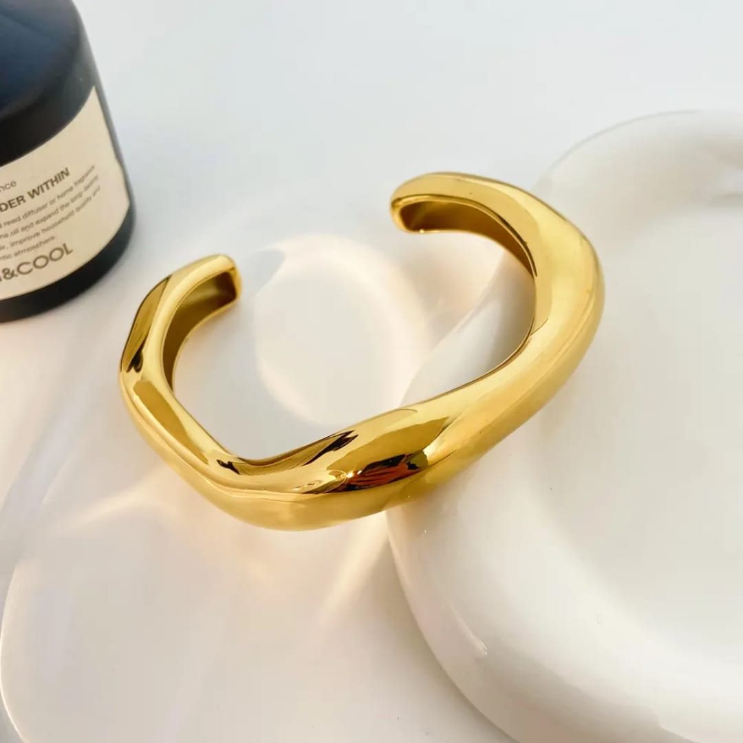 Women's Irregular shape Bracelet