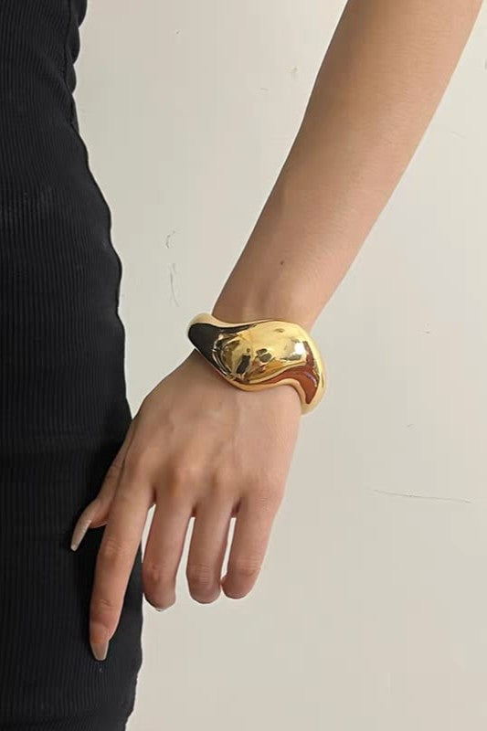 Girlish irregular shape bracelets Hot selling and trendy