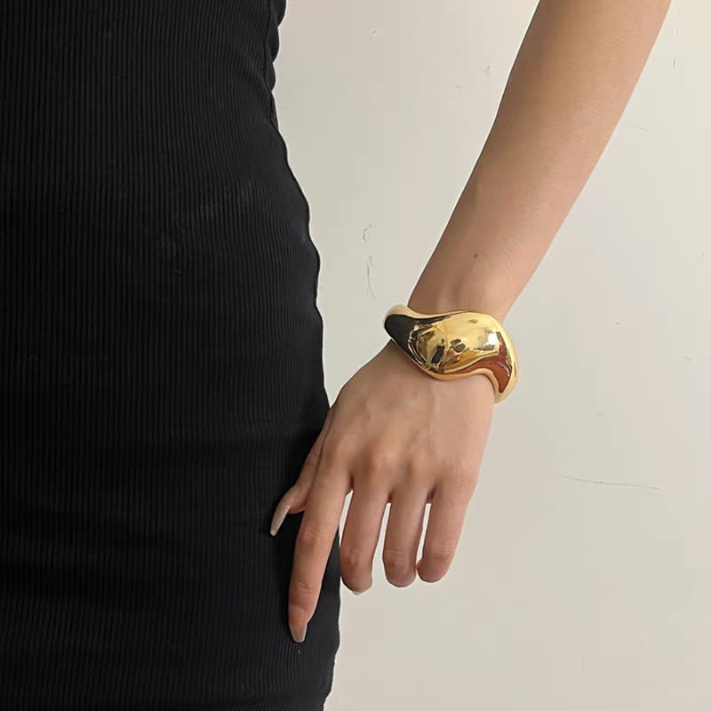Girlish irregular shape bracelets Hot selling and trendy