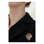 Hot selling Fashionable Brooches Unisex style Material:- Alloy copper Anti Tarnish and Anti Allergic Good Quality stuff