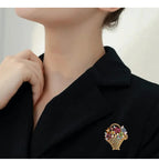 Hot selling Fashionable Brooches Unisex style Material:- Alloy copper Anti Tarnish and Anti Allergic Good Quality stuff
