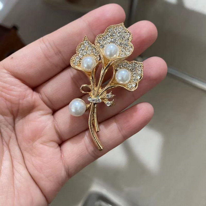 Hot selling Fashionable Brooches Unisex style