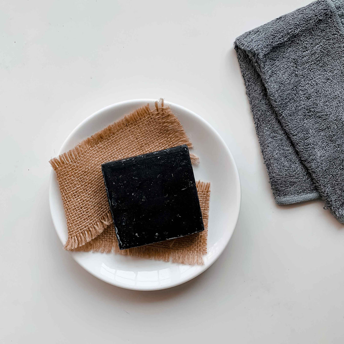 Bath Essential Kit | Bamboo Soap Tray | Loofah | Bamboo Soap