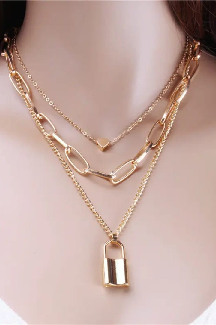 Multilayer lock chain for women