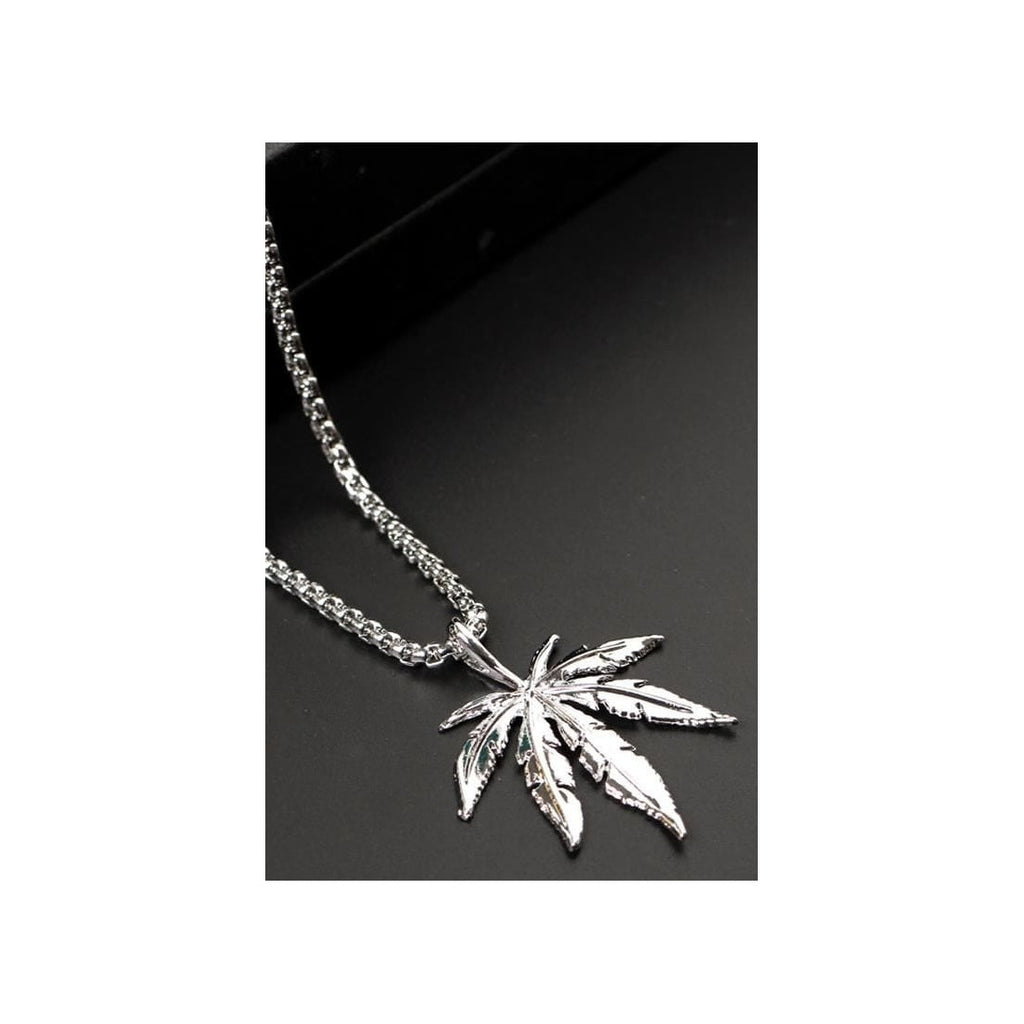 Men's leaf pendant NecklaceUnisex style