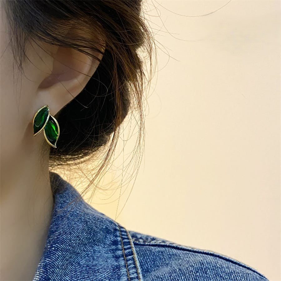 Leaf ear studs for women