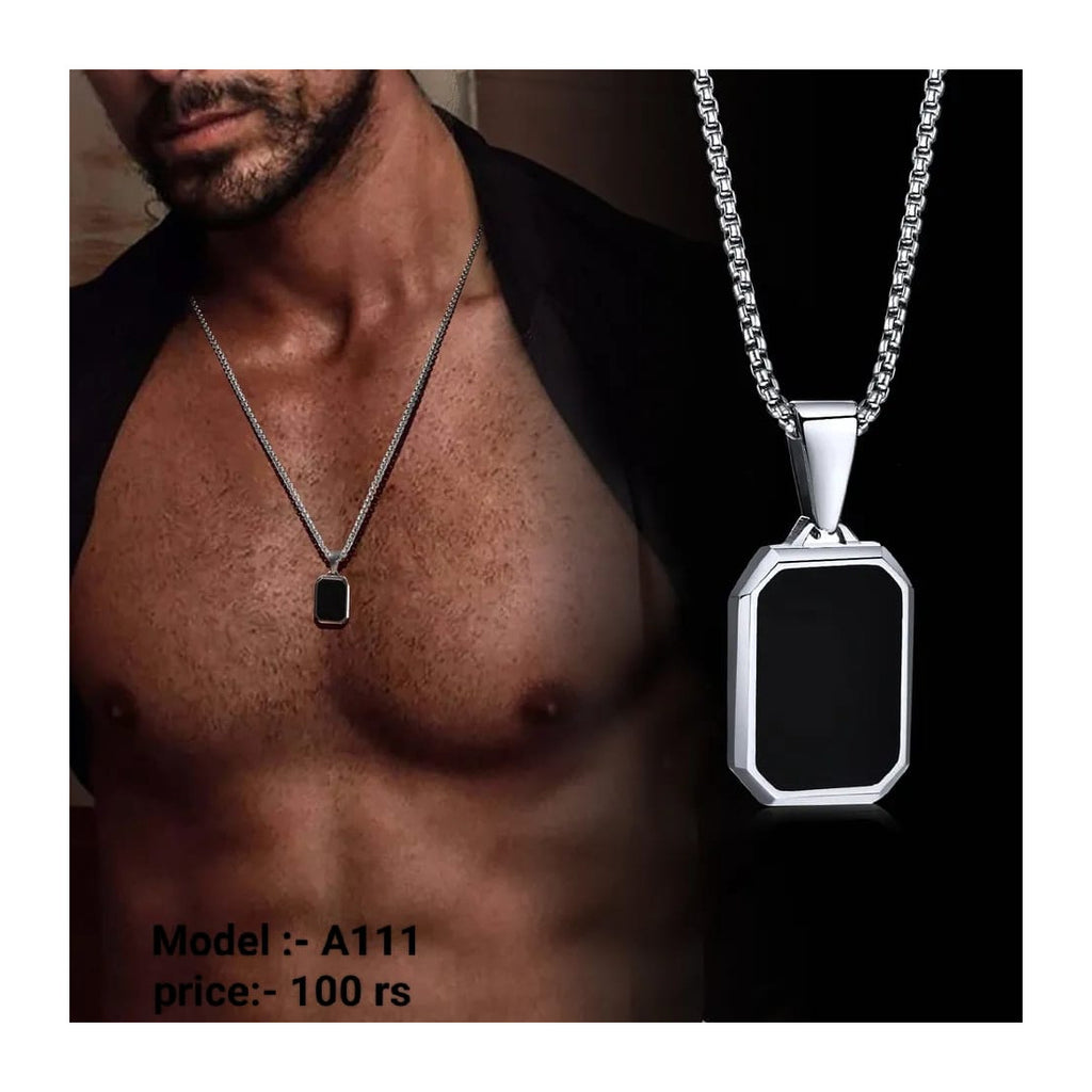 Men's Fashionable NecklaceMaterial:- Alloy zincColor ;- Gold and Silver