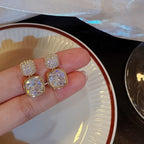Luxury style Crystal Earrings Material:- Copper + Crystal Colour:- GoldAnti Tarnish products